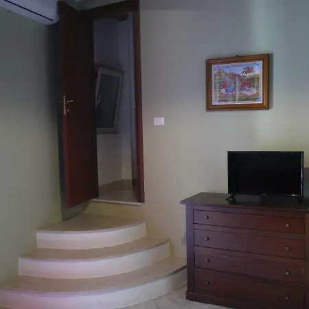 Πανσιόν A Vanedda 3*
