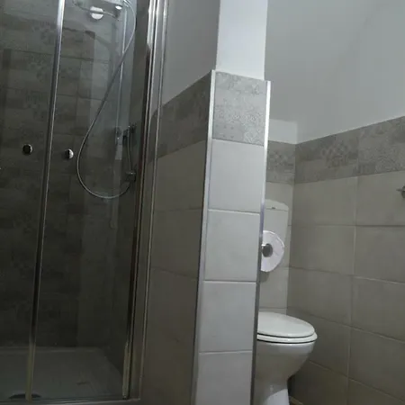 A Vanedda Guest house 2*