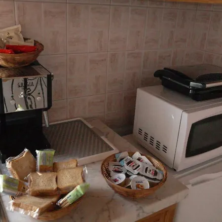 Guest house A Vanedda 3*